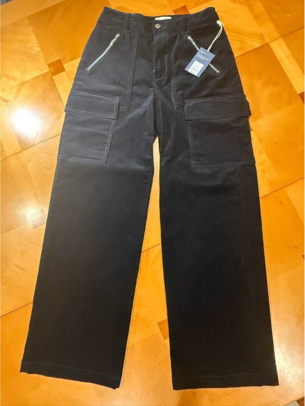 Universal Thread Womens Black Corduroy Cargo Pants Size 4 Wide Leg High Rise